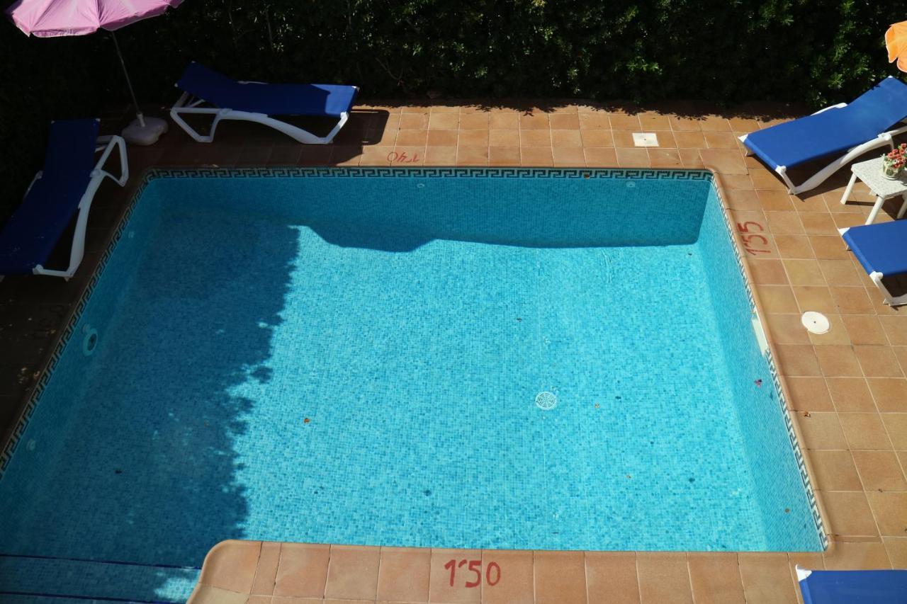 קאלה בלנקה Spectacular Villa With Swimmingpool In Cala Blanca מראה חיצוני תמונה